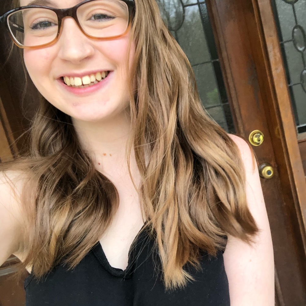 Meet your Posher, Hannah
